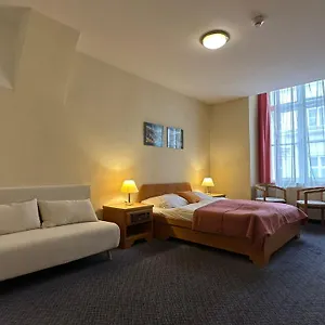 Very Apartments, 5 Min To Center, No Reception Ausztria